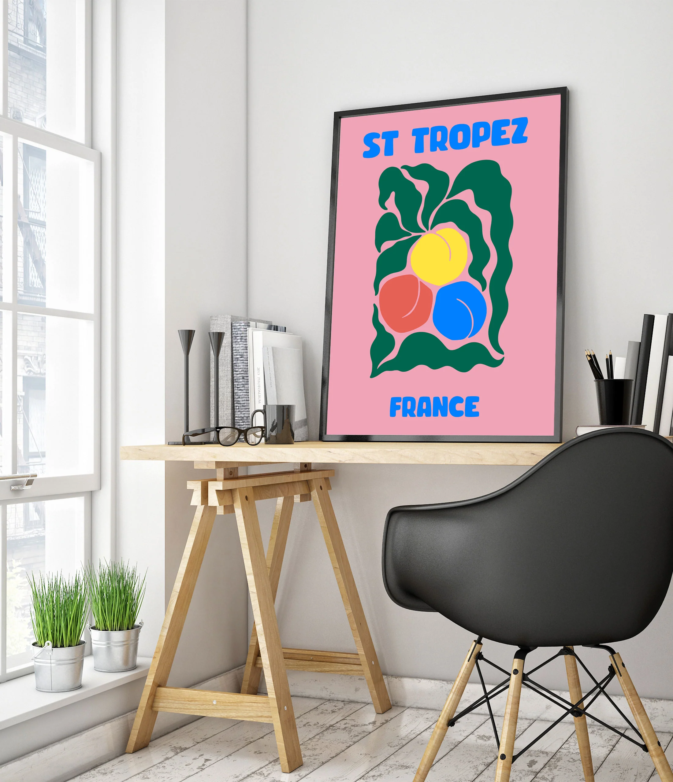 St Tropez - Image 5